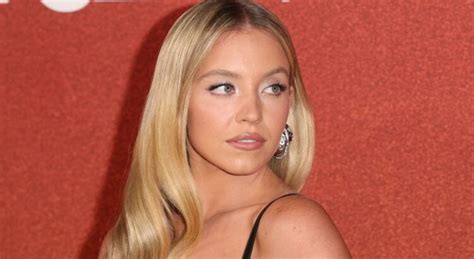 sydney sweeney topless photos|Sydney Sweeney en met plein les yeux en exhibant sa poitrine